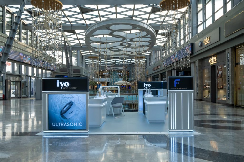 Aqua Florya alışveriş merkezindeki iYO stantı