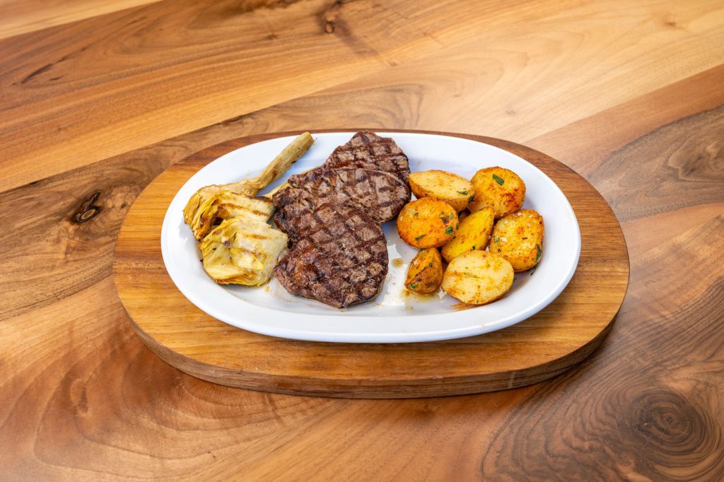 Kaf Cafe Üsküdar menü çekiminden ızgara tabağı